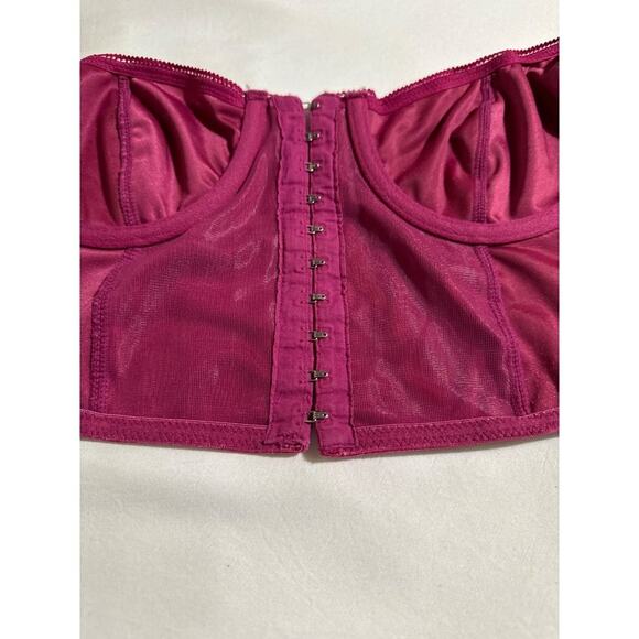 Urban Outfitters Out From Under Anastasia Velvet Balconette Bra Top Medium - Picture 7 of 8